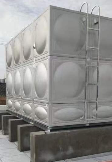 自贡不锈钢拼接水箱可以使用几年？